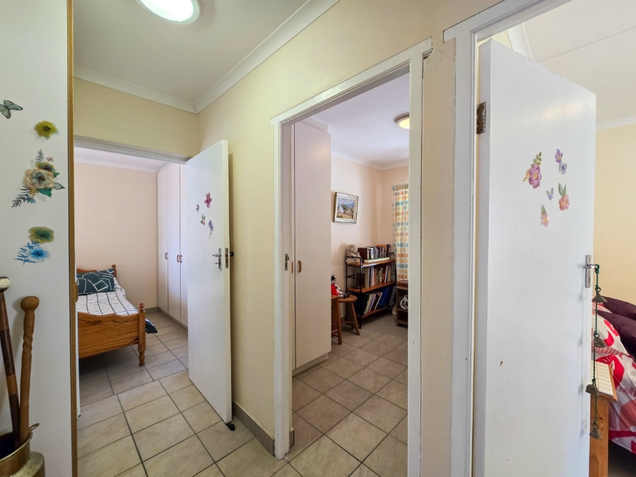 3 Bedroom Property for Sale in Stilbaai Wes Western Cape